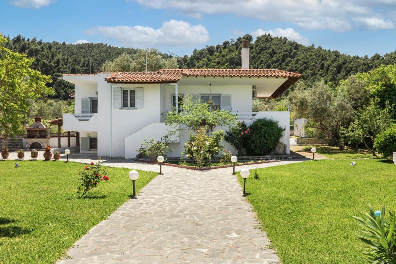 M&M Villa วูร์วูรู ภายนอก รูปภาพ