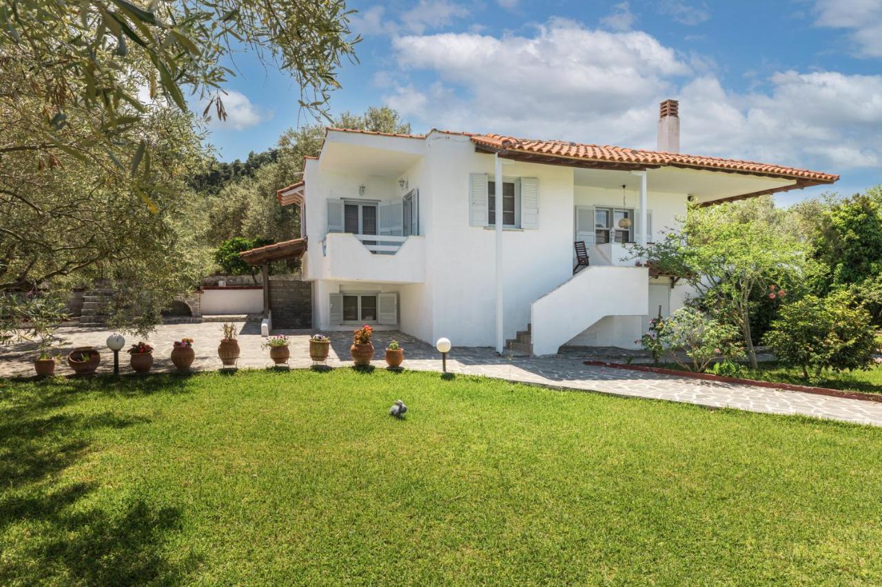 M&M Villa วูร์วูรู ภายนอก รูปภาพ