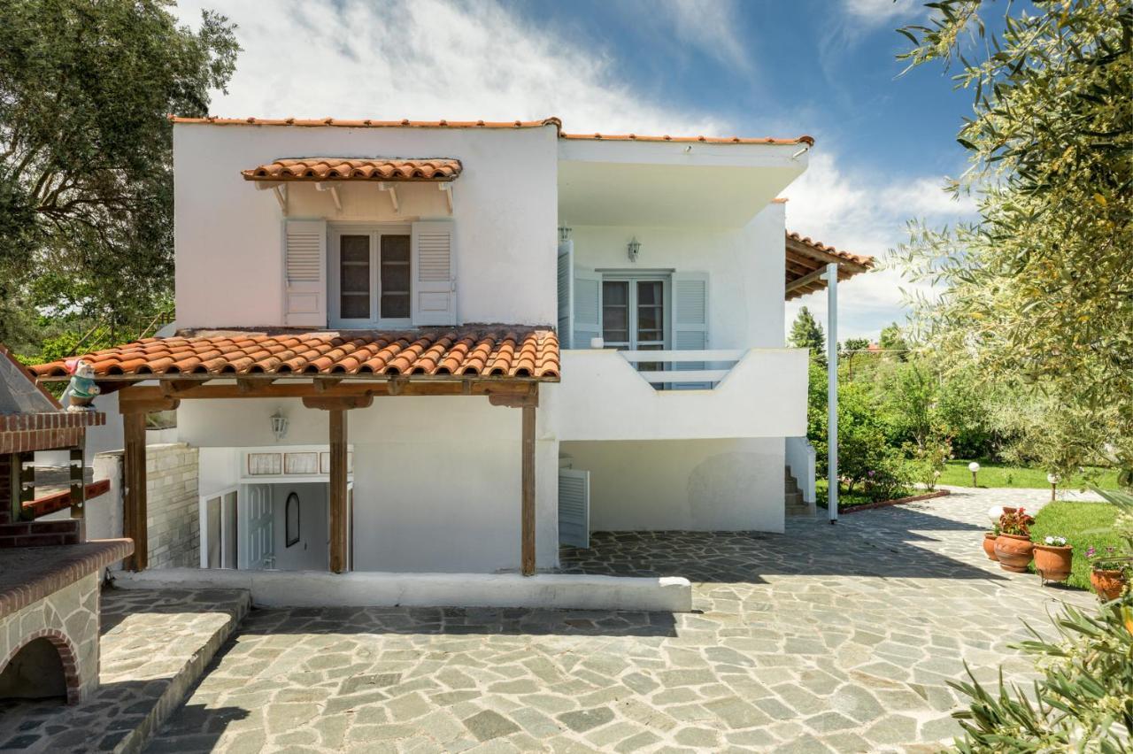 M&M Villa วูร์วูรู ภายนอก รูปภาพ