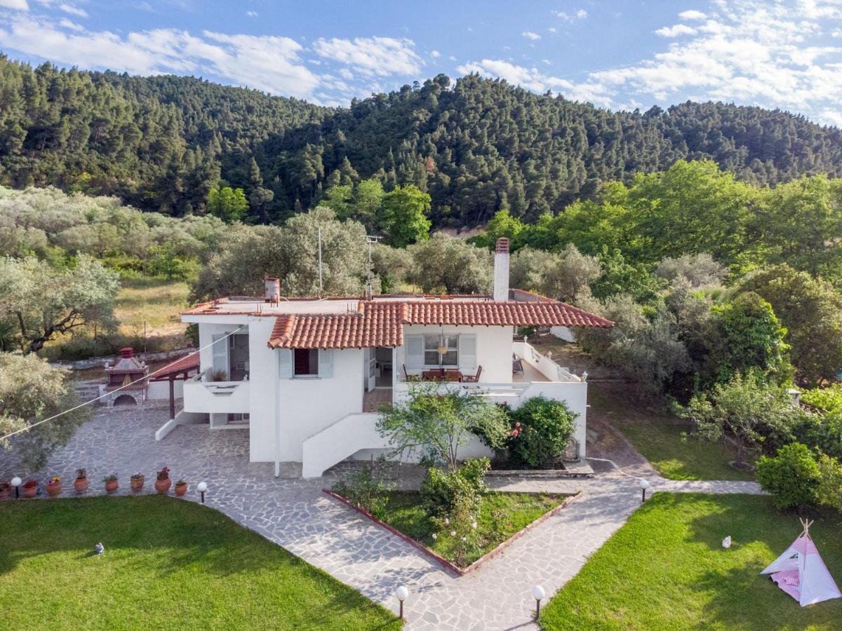 M&M Villa วูร์วูรู ภายนอก รูปภาพ
